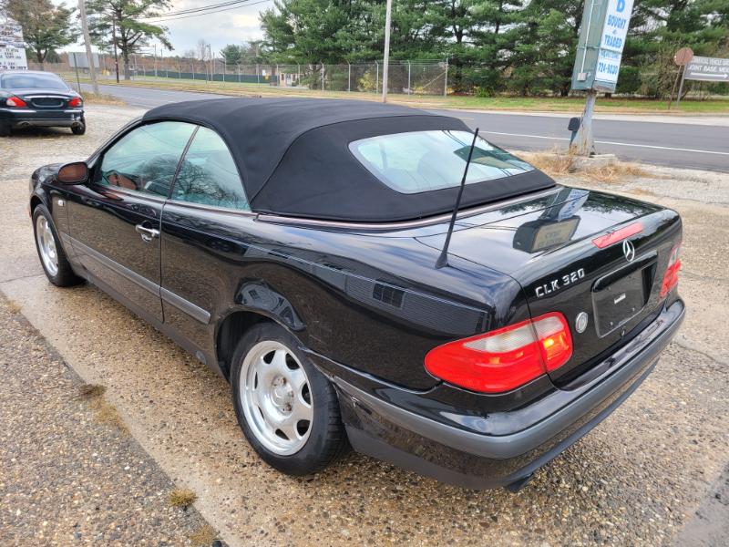 Mercedes-Benz CLK-Class  1999