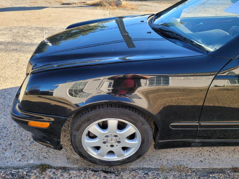 Mercedes-Benz CLK-Class  2003