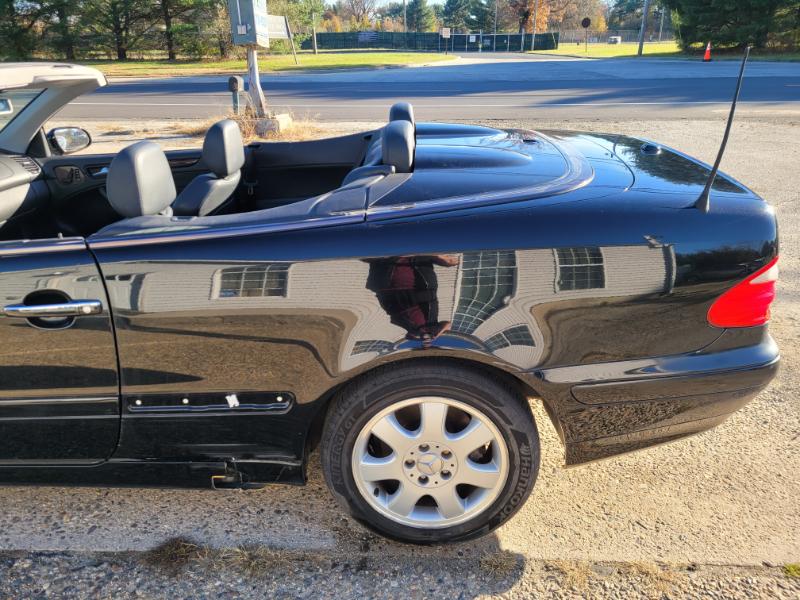 Mercedes-Benz CLK-Class  2003