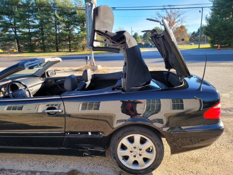 Mercedes-Benz CLK-Class  2003