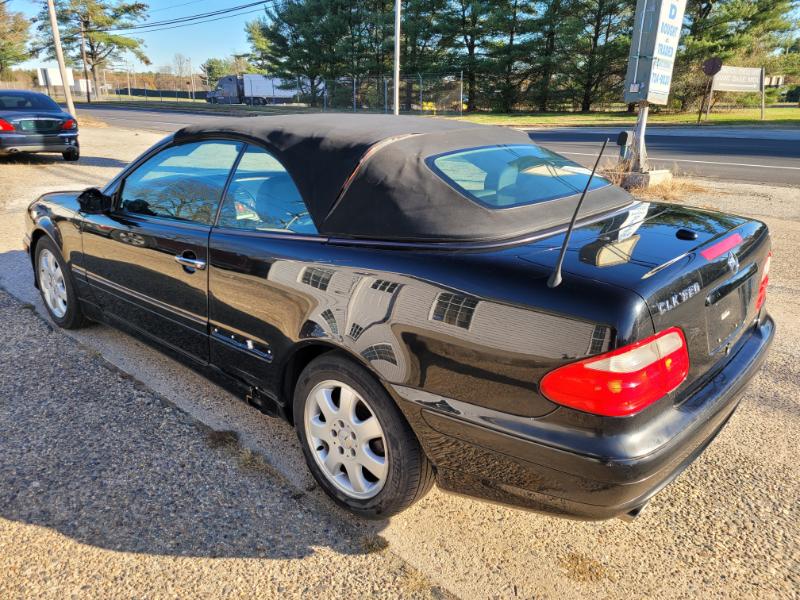 Mercedes-Benz CLK-Class  2003