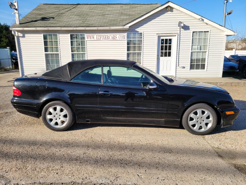 Mercedes-Benz CLK-Class  2003