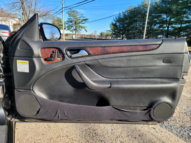 Mercedes-Benz CLK-Class  2003