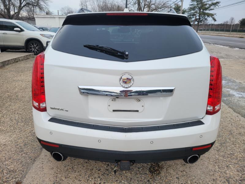 Cadillac SRX  2011