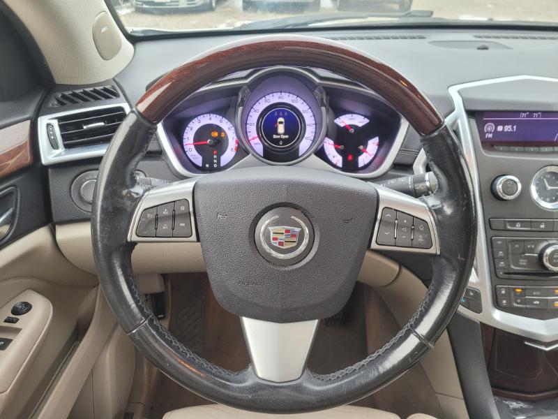 Cadillac SRX  2011