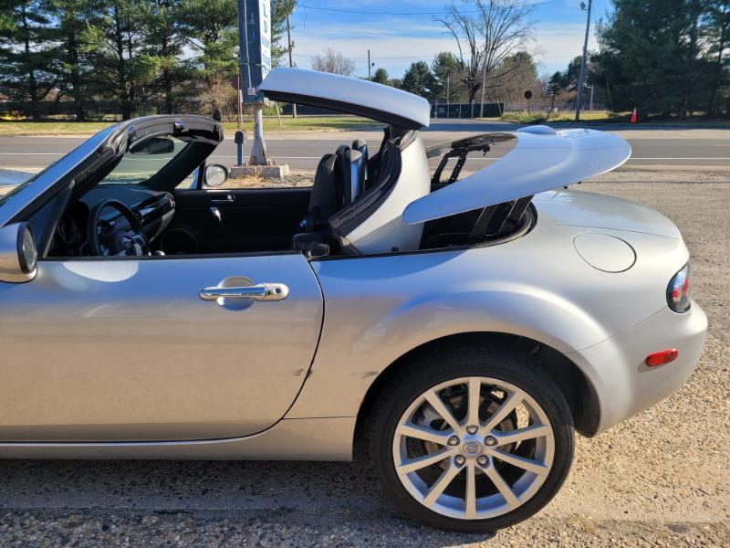 Mazda MX-5 Miata  2007