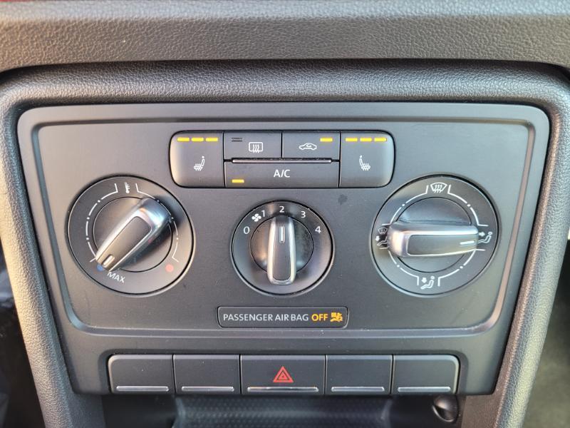 Volkswagen Beetle  2014