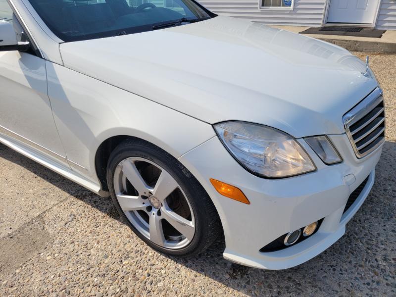 Mercedes-Benz E-Class  2010
