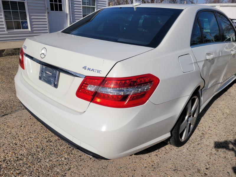 Mercedes-Benz E-Class  2010