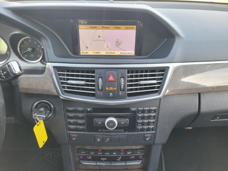 Mercedes-Benz E-Class  2010