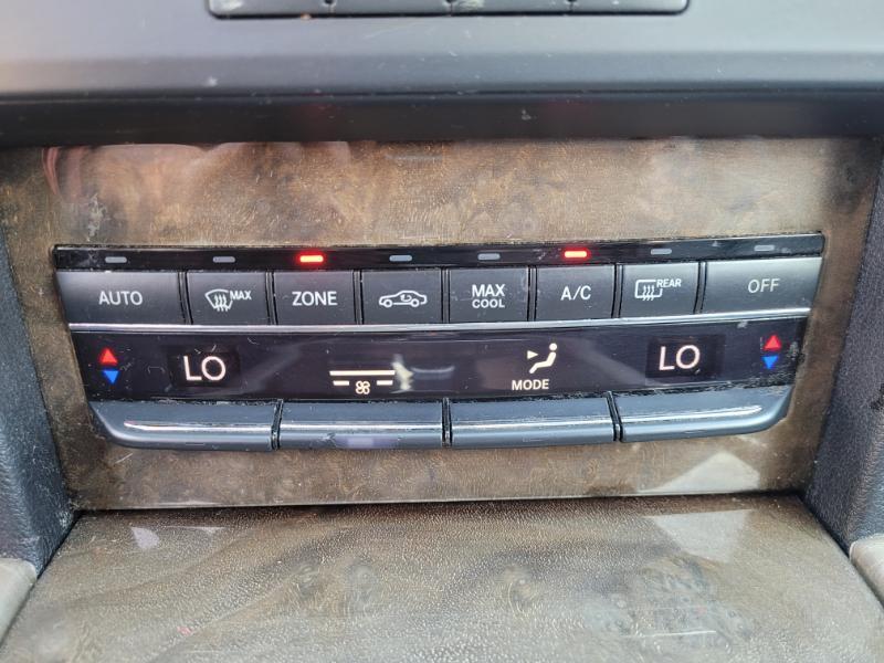 Mercedes-Benz E-Class  2010