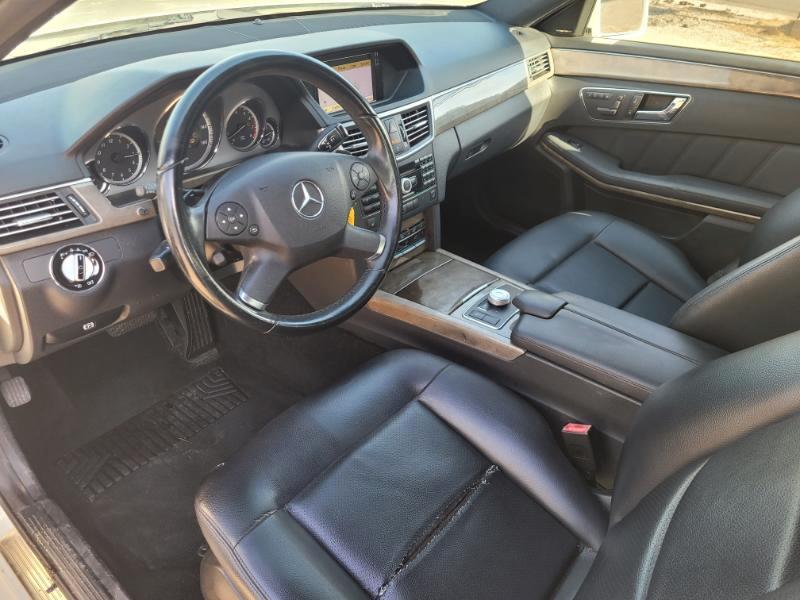 Mercedes-Benz E-Class  2010
