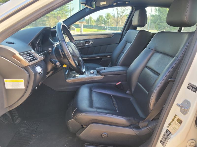 Mercedes-Benz E-Class  2010