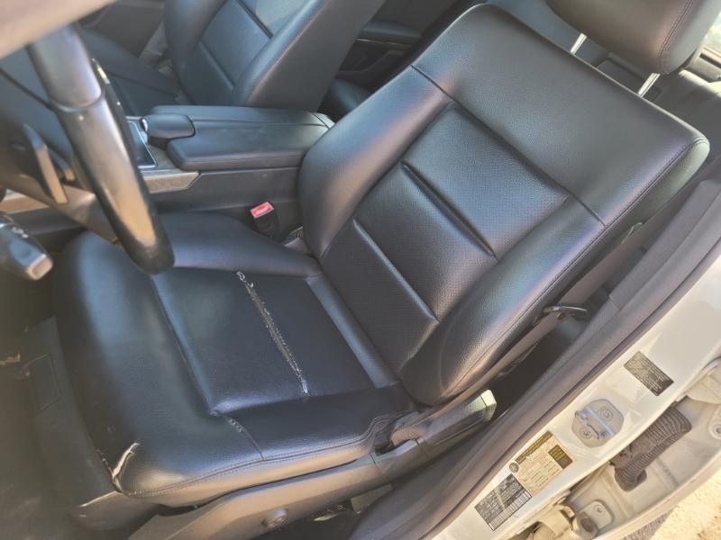 Mercedes-Benz E-Class  2010