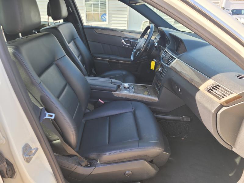 Mercedes-Benz E-Class  2010