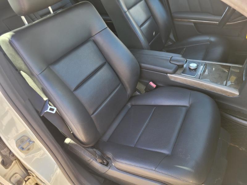 Mercedes-Benz E-Class  2010