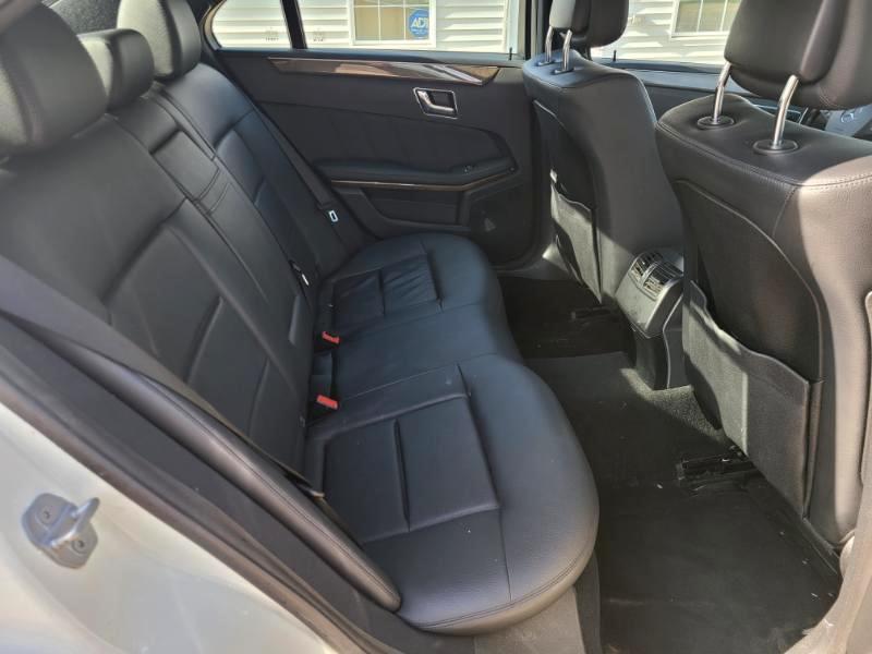 Mercedes-Benz E-Class  2010