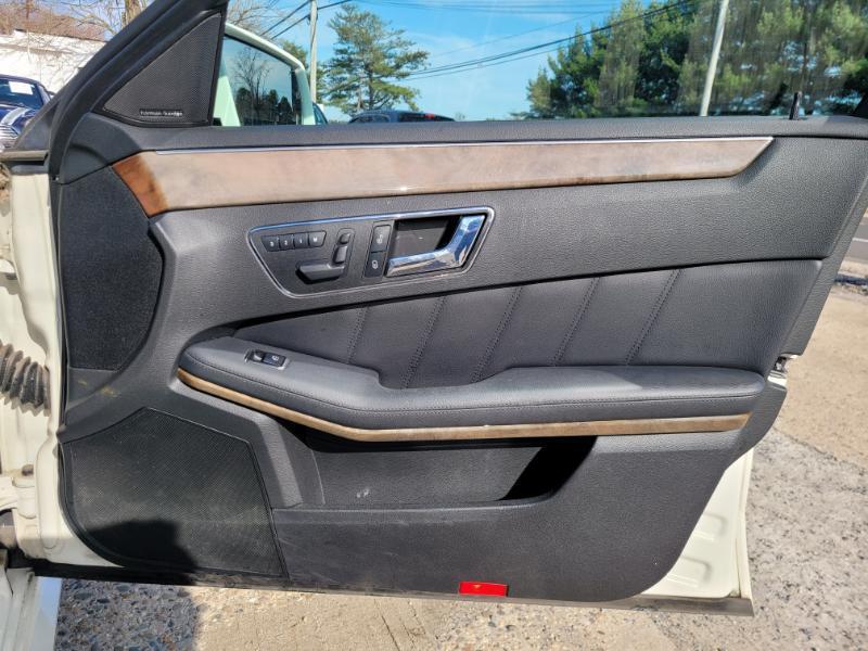 Mercedes-Benz E-Class  2010