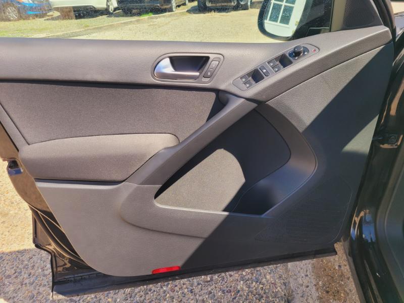 Volkswagen Tiguan  2014