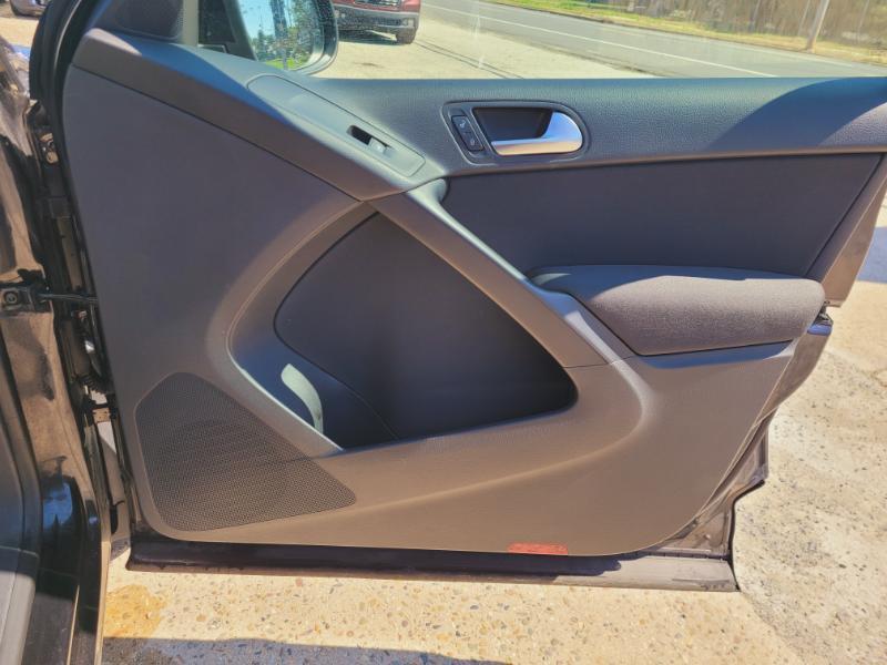 Volkswagen Tiguan  2014