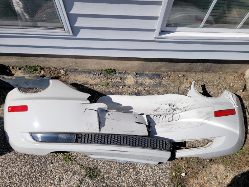 Volkswagen New Beetle  2010