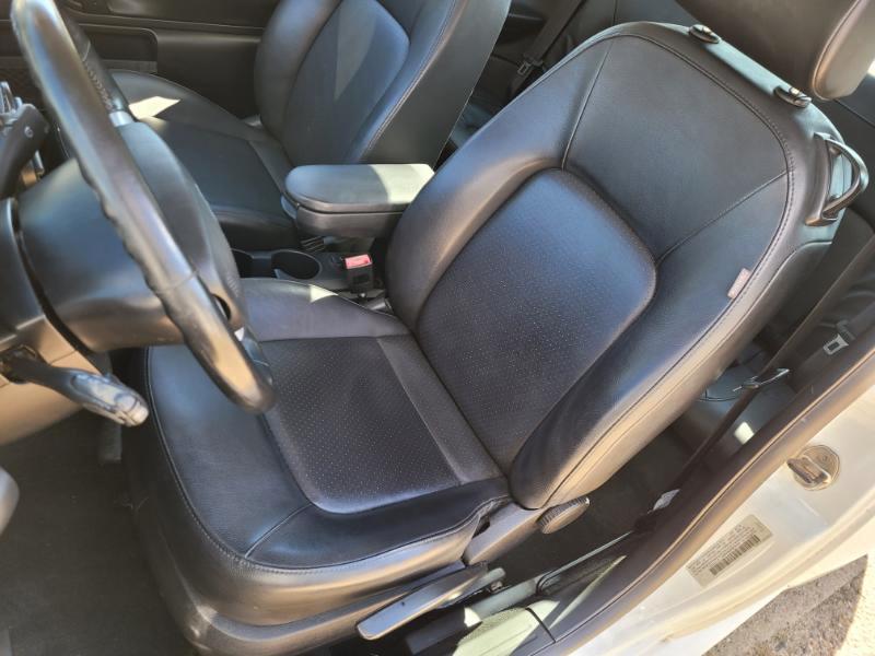 Volkswagen New Beetle  2010