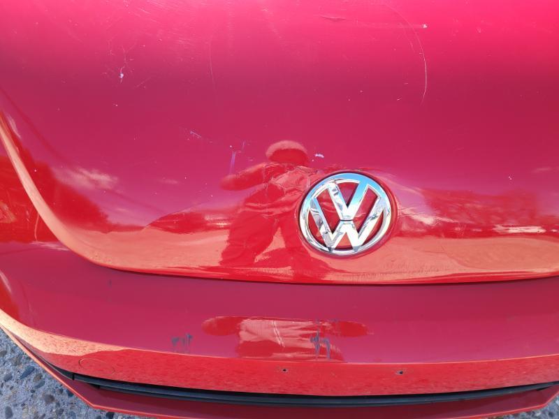 Volkswagen Beetle  2014