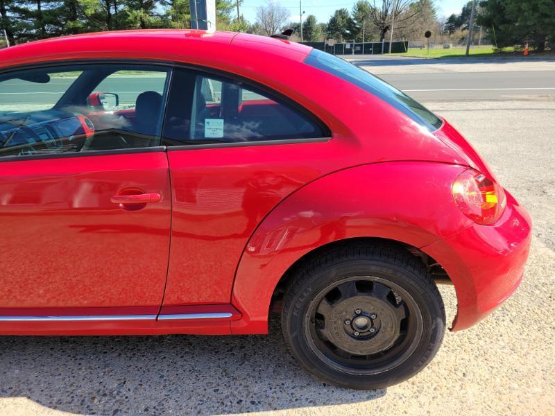 Volkswagen Beetle  2014