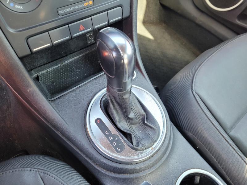 Volkswagen Beetle  2014