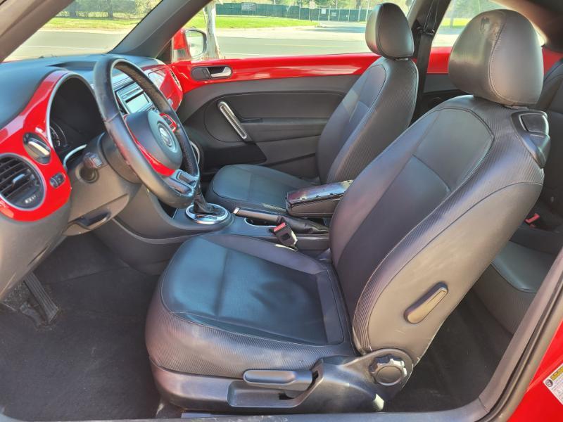 Volkswagen Beetle  2014