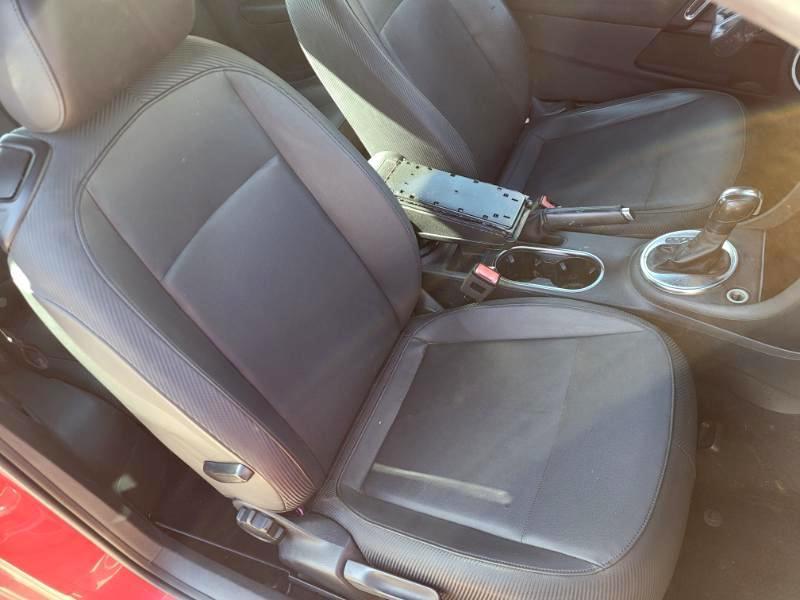 Volkswagen Beetle  2014