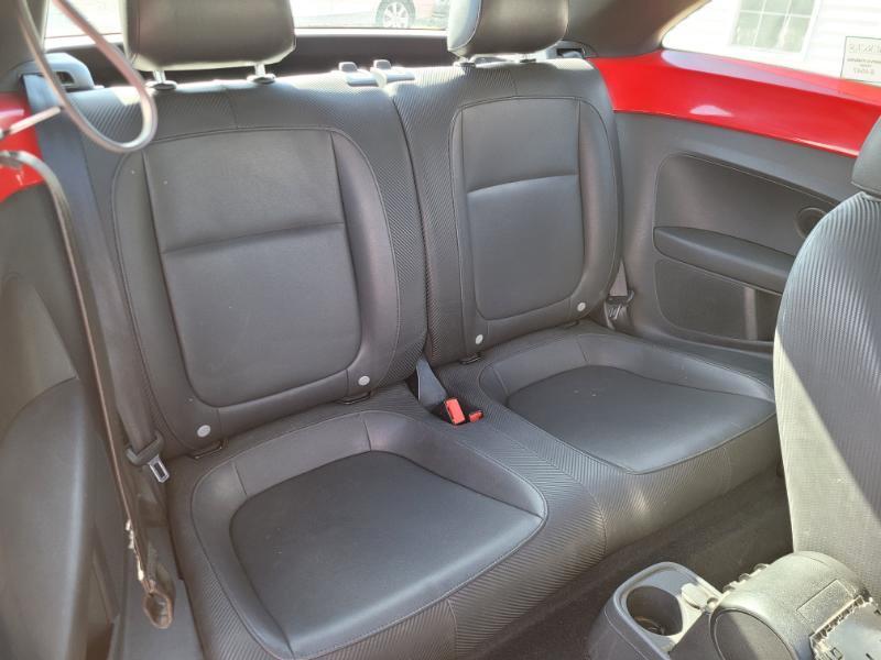 Volkswagen Beetle  2014