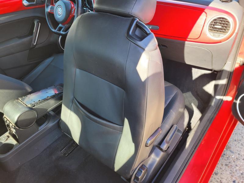 Volkswagen Beetle  2014