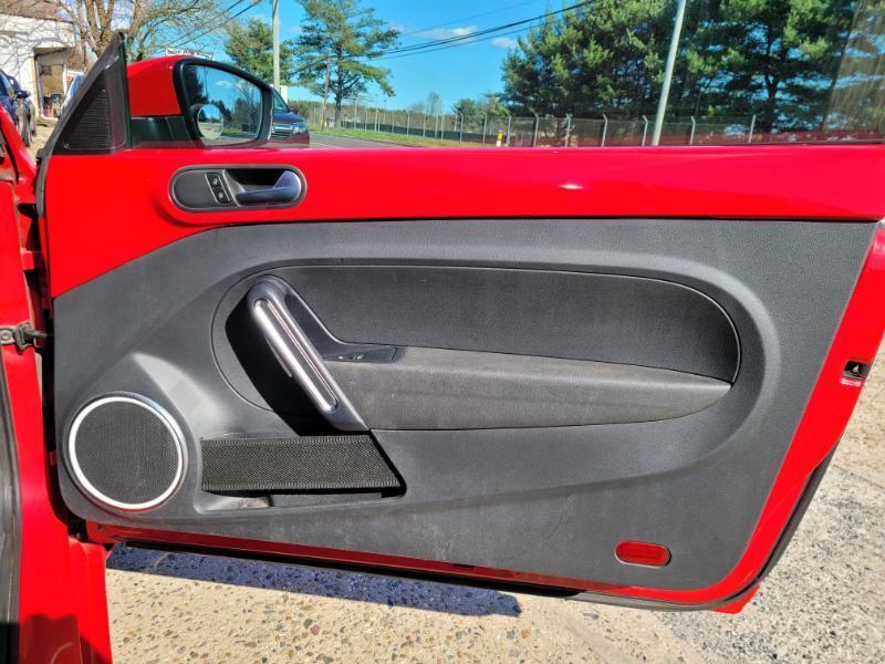 Volkswagen Beetle  2014