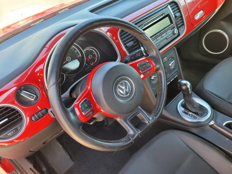 Volkswagen Beetle  2014