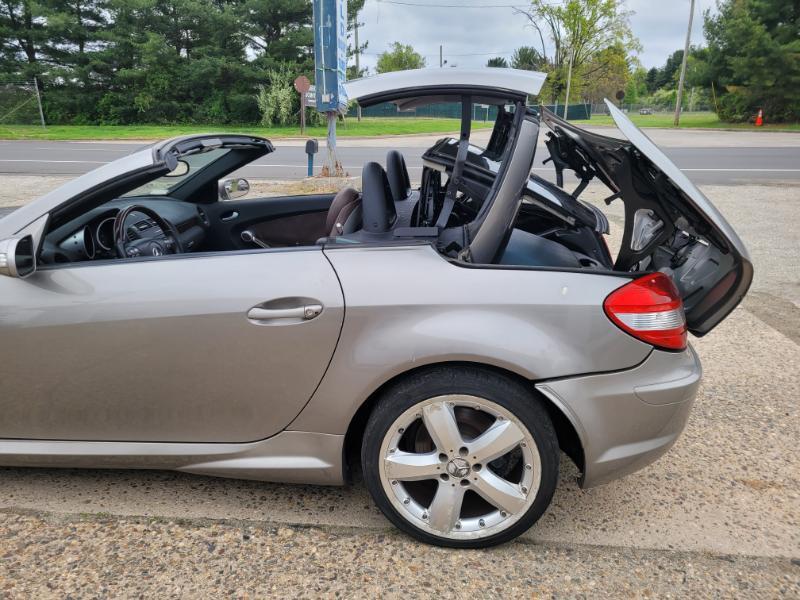 Mercedes-Benz SLK  2006