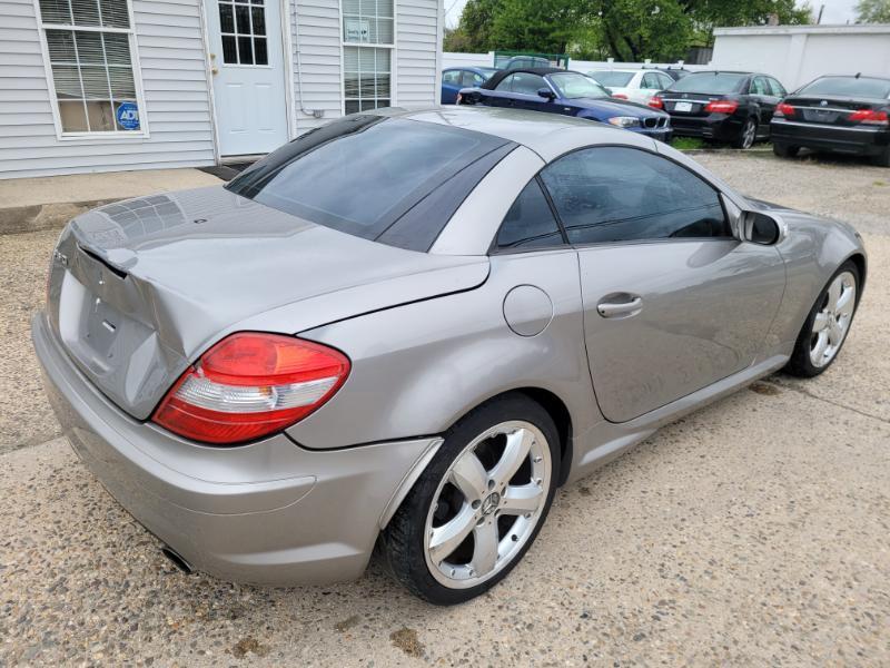 Mercedes-Benz SLK  2006