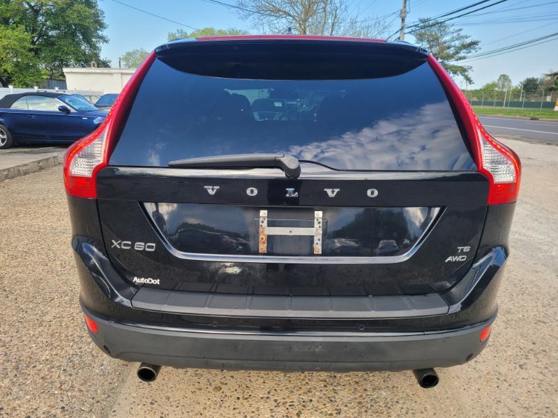 Volvo XC60  2010