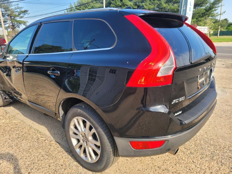 Volvo XC60  2010