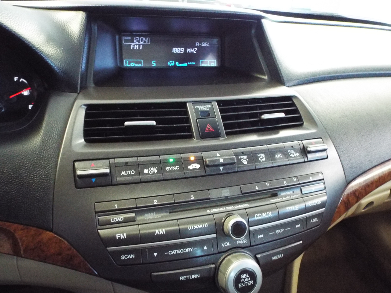 Honda Accord EX-L Sedan AT 2012 Honda Accord EX-L Sedan AT 2012