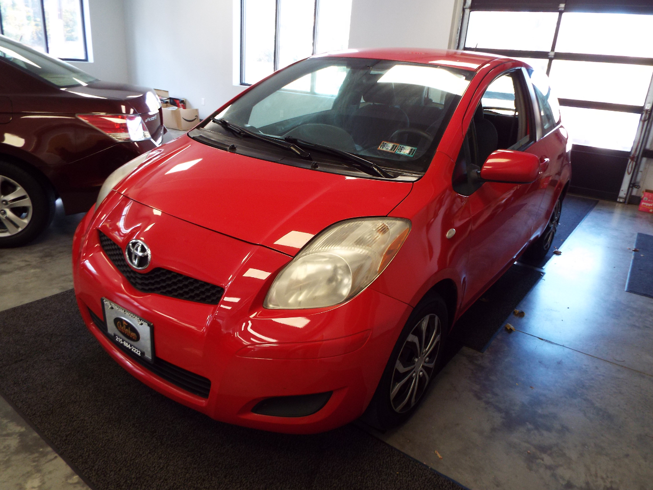 2010 Toyota Yaris Liftback 3-Door MT