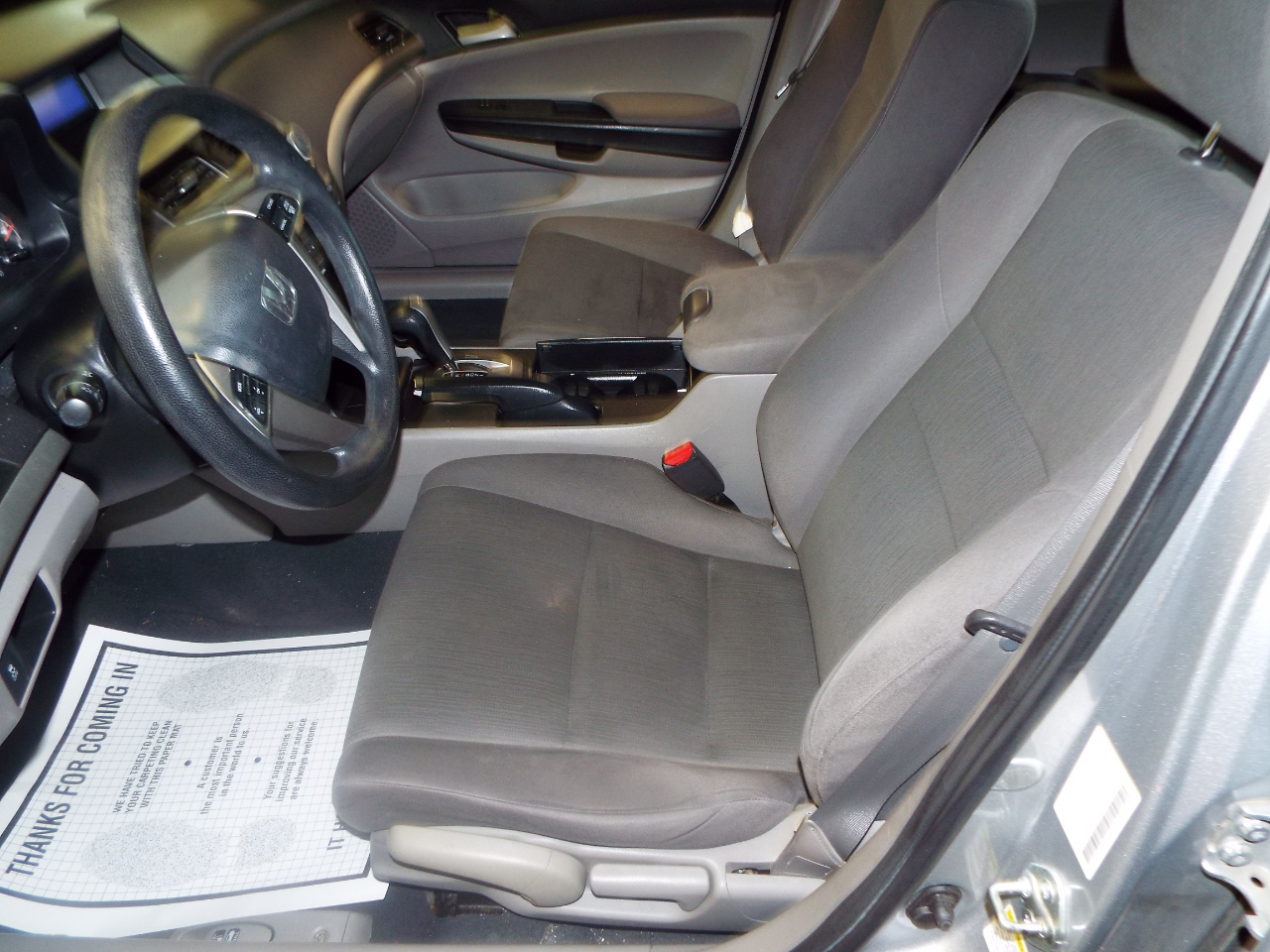 Honda Accord LX sedan AT 2012