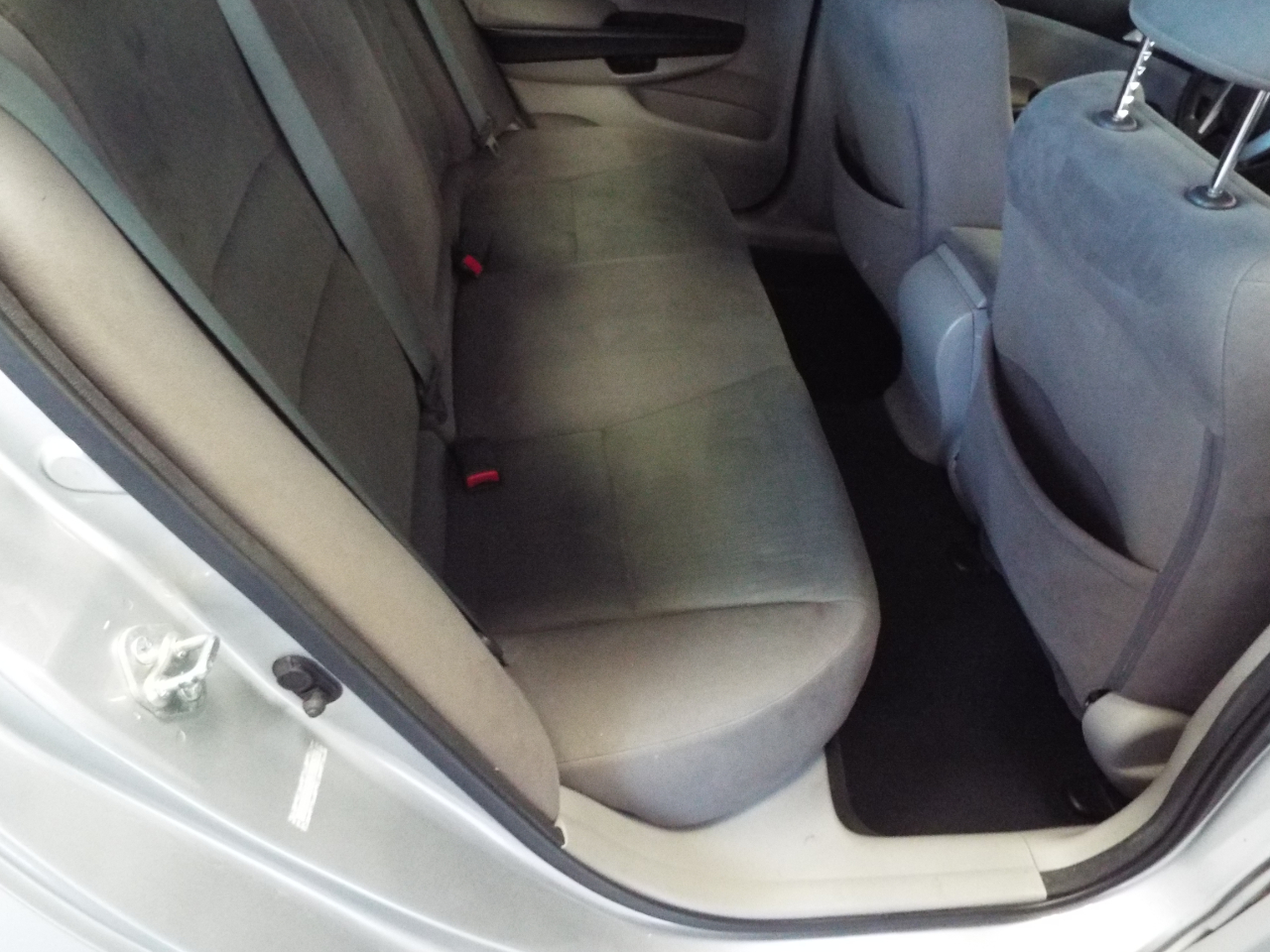 Honda Accord LX sedan AT 2012