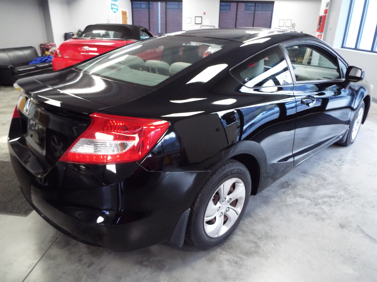 Honda Civic LX Coupe 5-Speed AT 2013