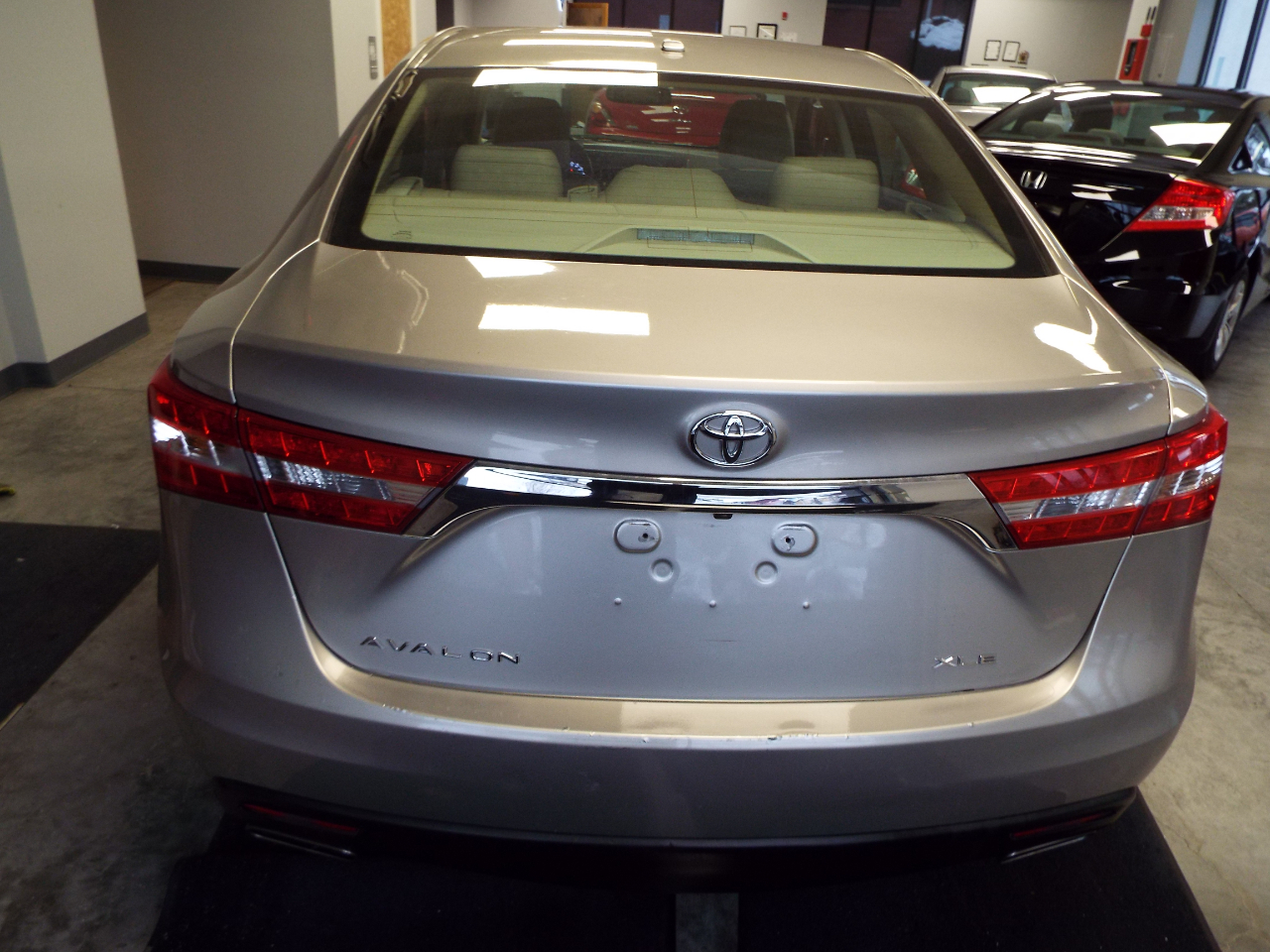 Toyota Avalon XLE Touring 2015