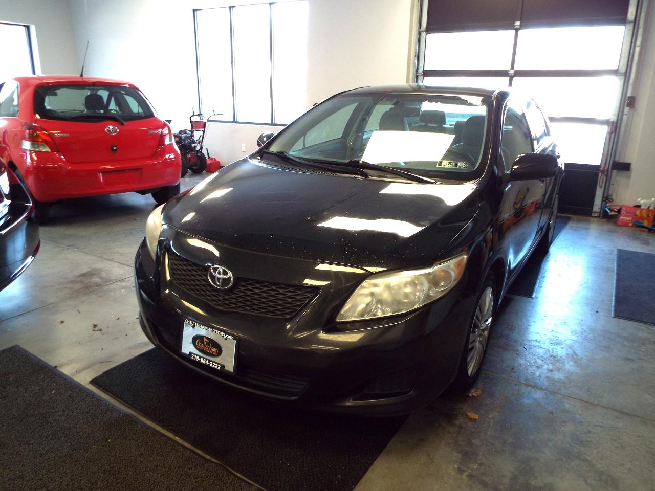 Toyota Corolla LE 4-Speed AT 2010