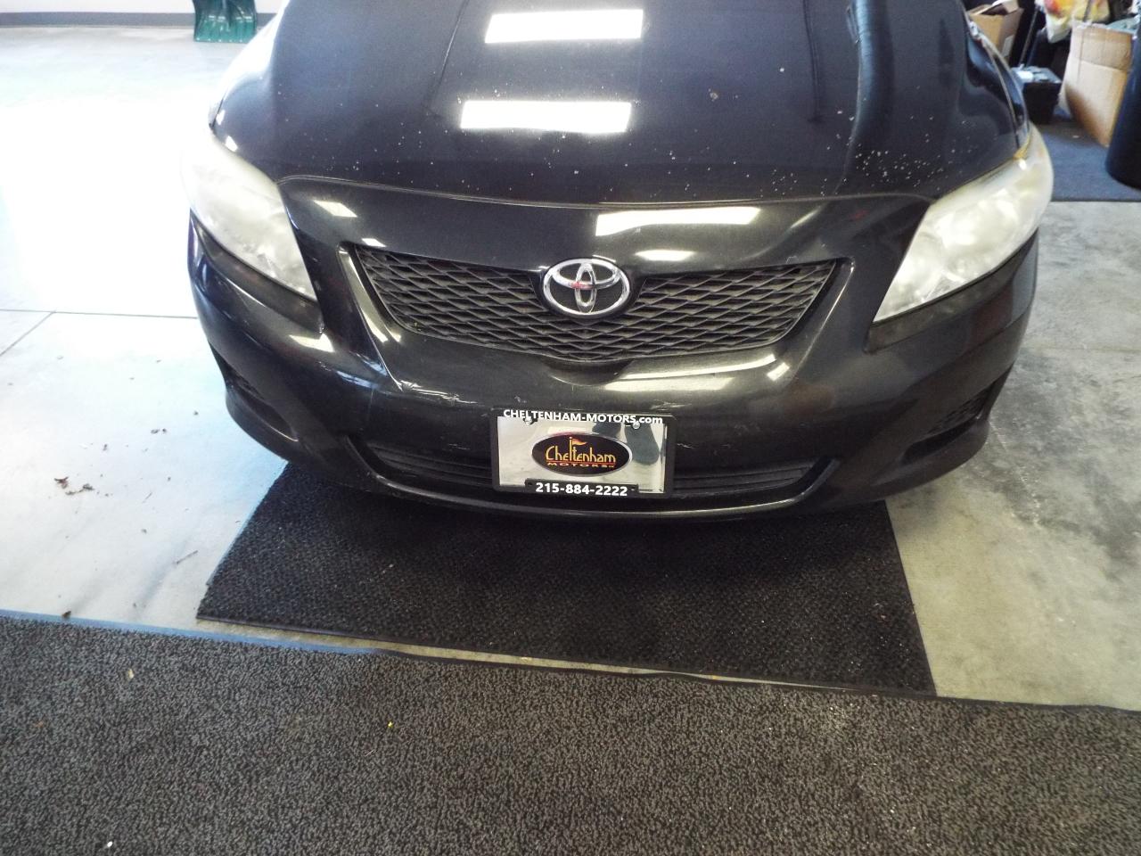 Toyota Corolla LE 4-Speed AT 2010
