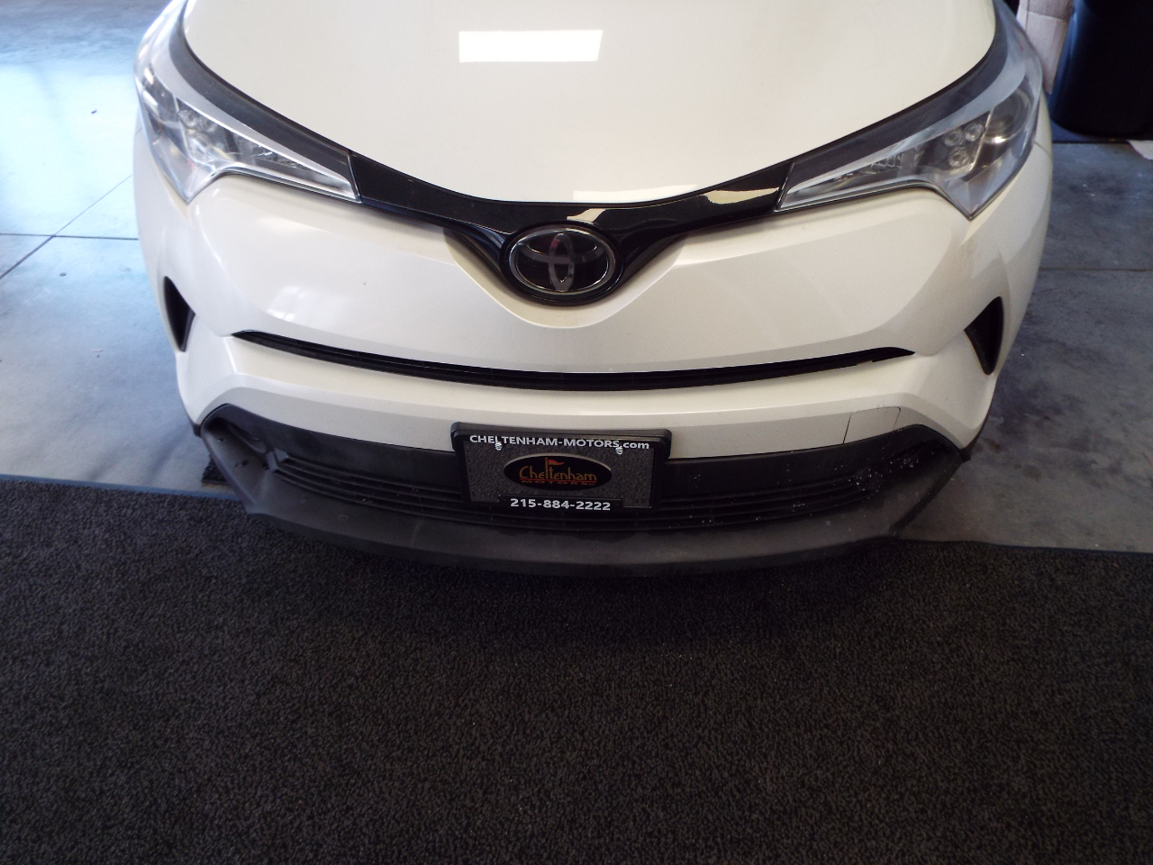 Toyota C-HR XLE 2019