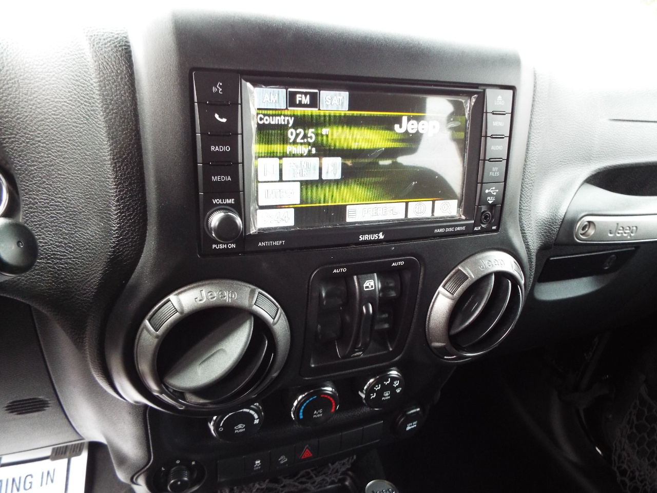 Jeep Wrangler Unlimited Sport 4WD 2015