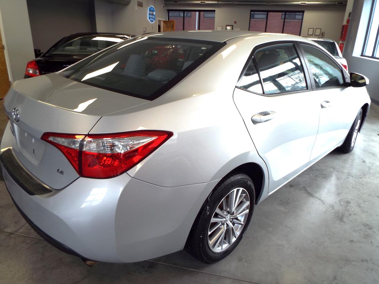 Toyota Corolla LE 4D Sedan 2015